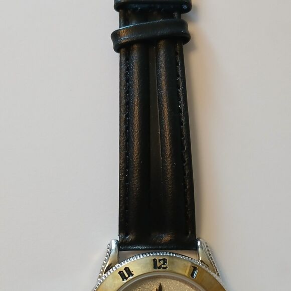 Wrangler Montana Silversmiths Ladies Horse Gold Tone Dial Watch WR 3ATM WR160 - Picture 16 of 16